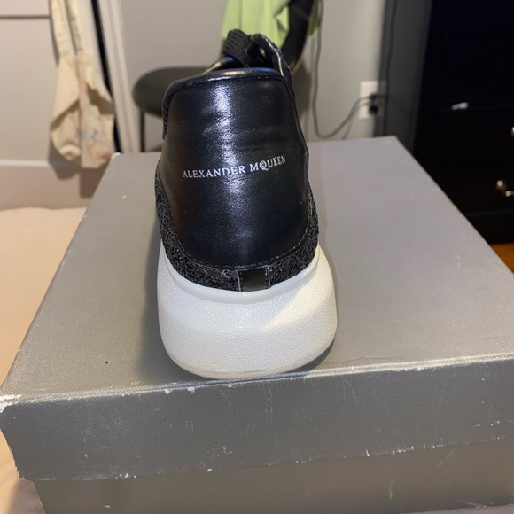 Alexander McQueens, wore only once - Picture 5 of 7